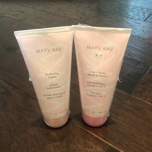 Mary Kay Hydrating Lotion and 2 in 1 Wash